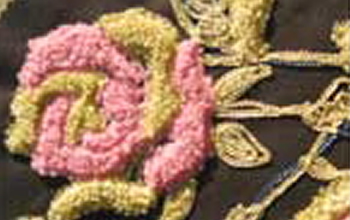 サガラループ刺繍