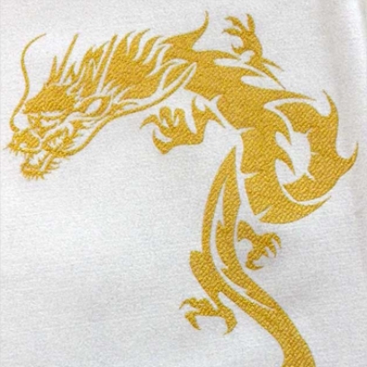 ドラゴンズの刺繍